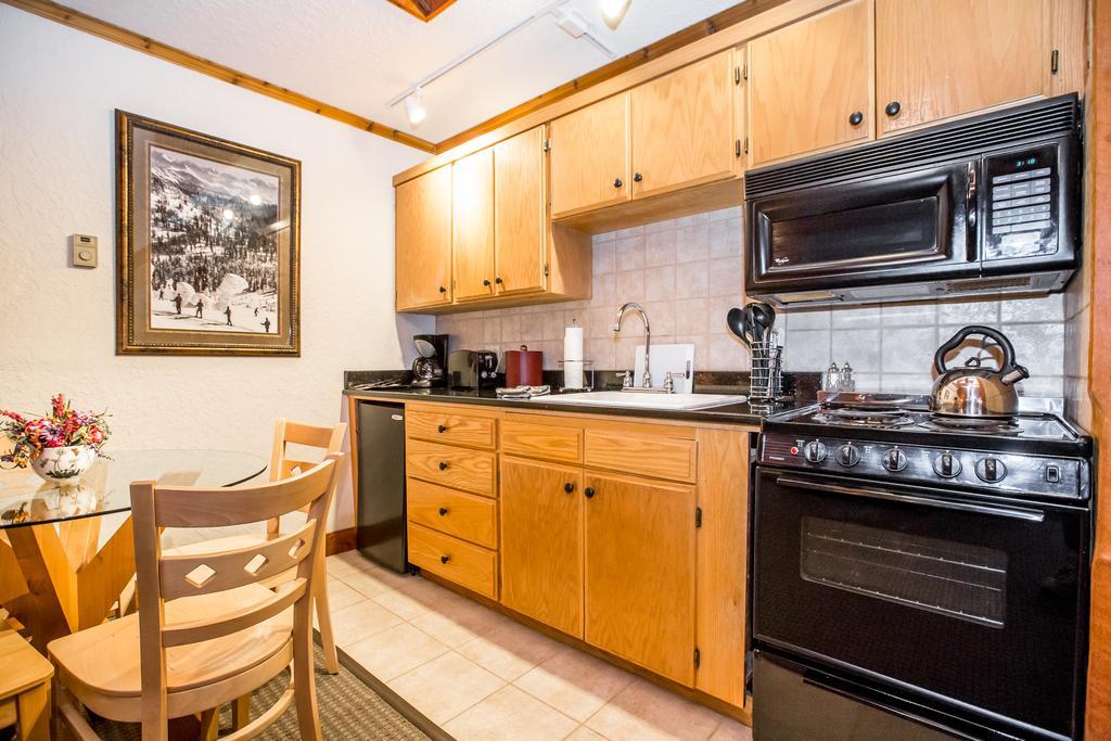 Kandahar Lodge At Whitefish Mountain Resort Экстерьер фото